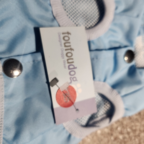 Dog Wind Breaker - Picture 4 of 4